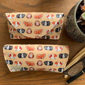 Alex Clark Spectacle case - Guinea Pigs