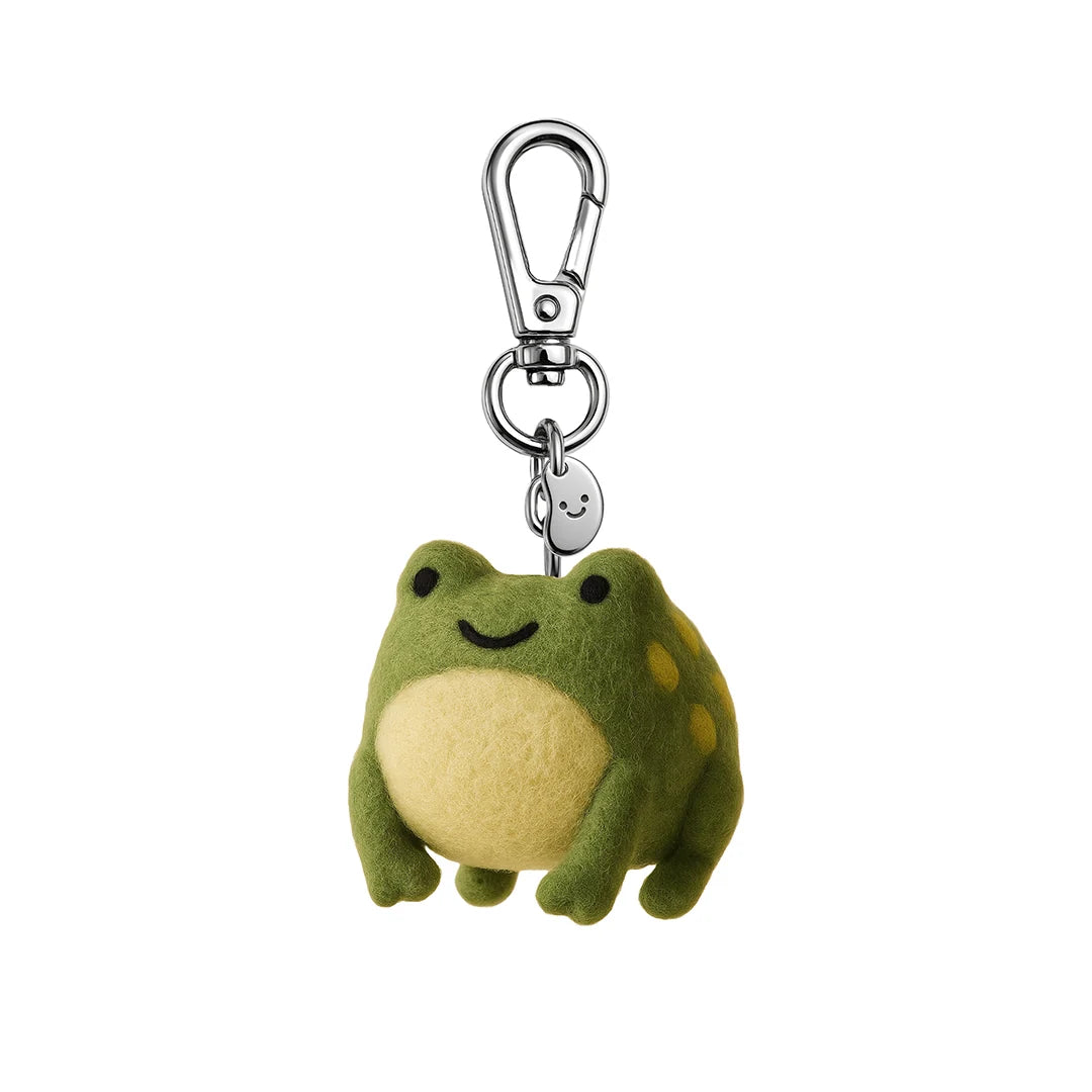 Silly Beans, soft and sweet 100% wool, Frank the Frog keychain
