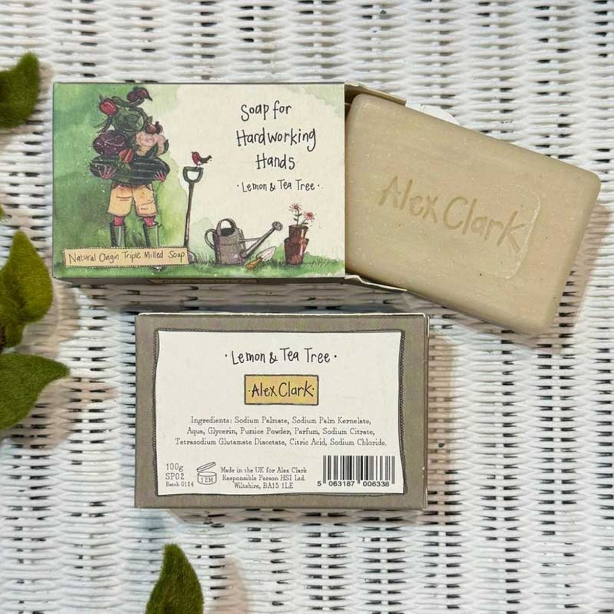 Alex Clark Make-up Bag and Soap Gift Set - Wren