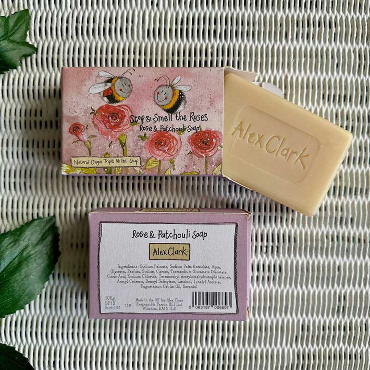 Alex Clark Make-up Bag and Soap Gift Set - Wren